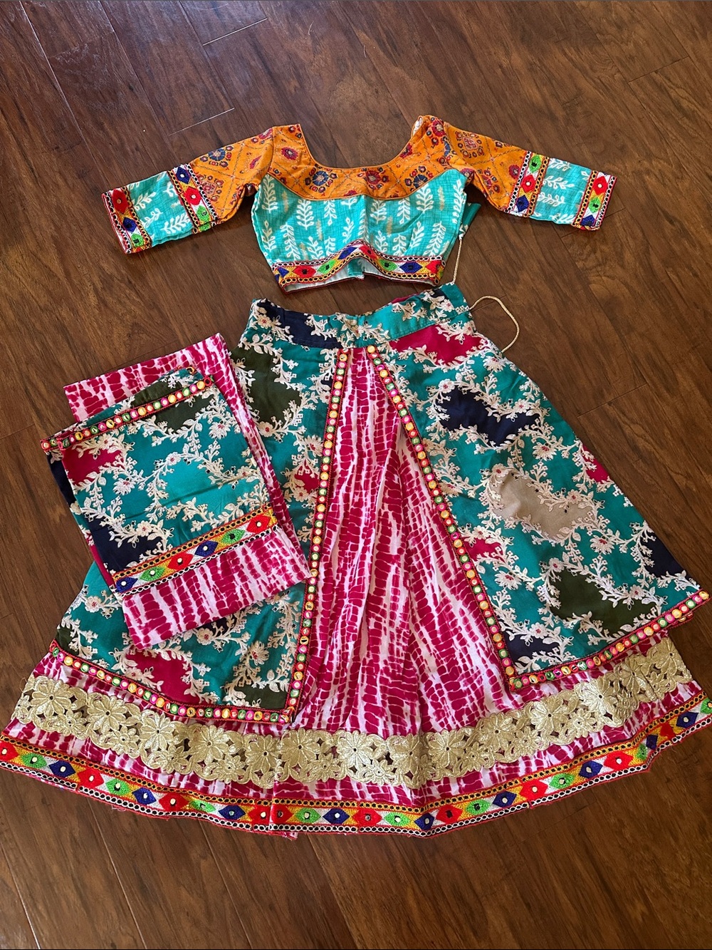 Brand NEW Girls Multicolor Ethnic Lehenga Set with Embroidered Trim
